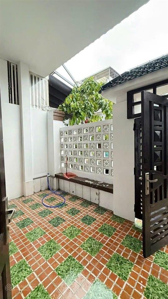 Cần bán gấp căn nhà 2 tầng tại sơn thủy tiềm năng tăng giá cực cao dòng tiền đều giá chỉ 7,25