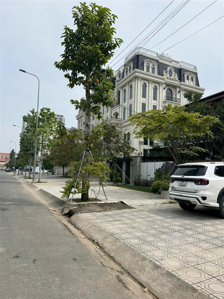 Bán mặt tiền 146 nguyễn văn kỉnh khu villa hà đô ven sông sg, cạnh uỷ bang q2, (17x22) hầm 5tầng