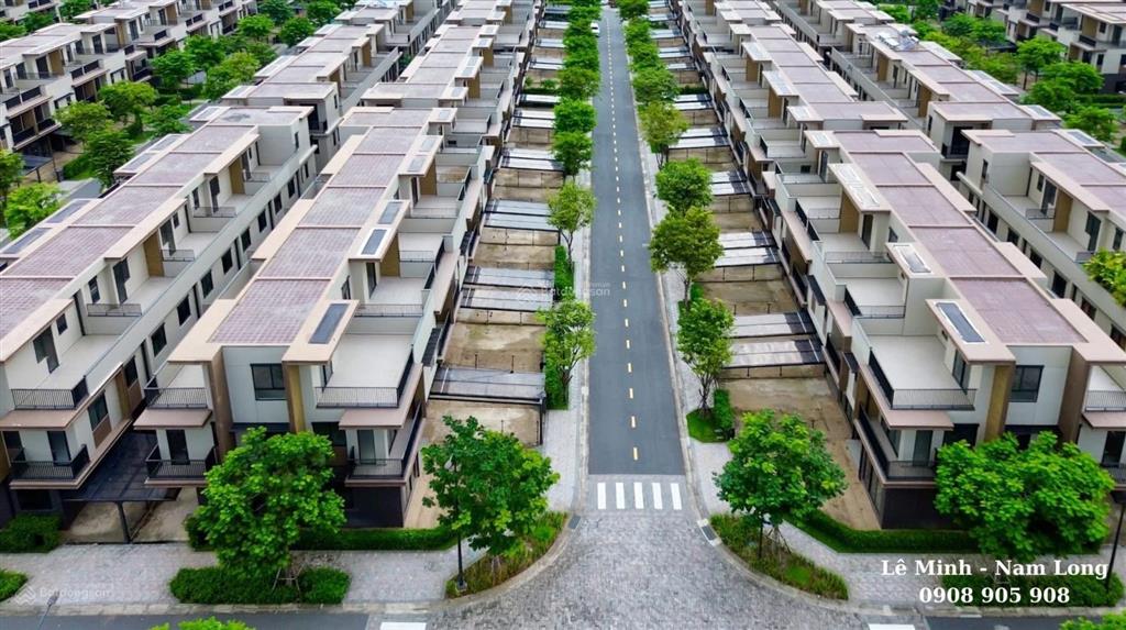 Nhà phố 8m x 20,5m có nhà sẵn, phân khu 1a1  izumi city. nhận nhà làm sổ hồng ngay. hỗ trợ vay