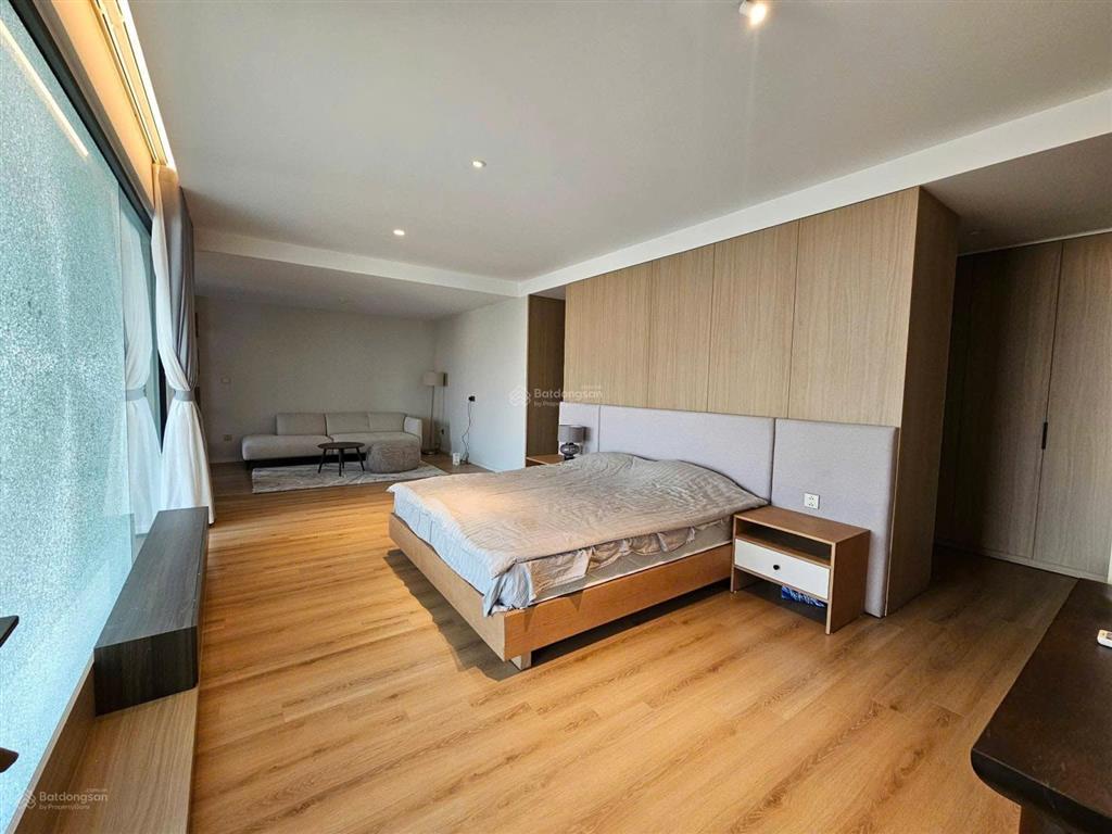 Duy nhất căn penthouse mipec tower 229 tây sơn 254m2 3 ngủ 4wc full đồ mới cao cấp xem nàh 24/7