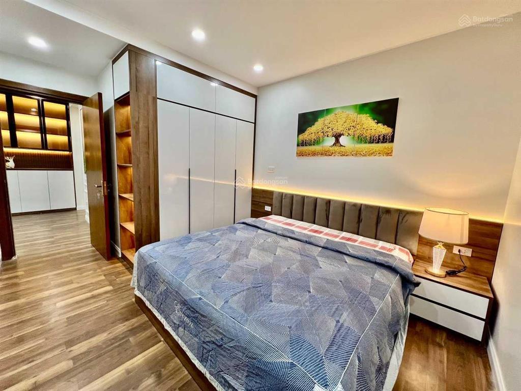 Chủ nhà cần tiền bán gấp căn hoa hậu eco green 75m2, 2 ngủ 2wc full đồ bao phí sang tên