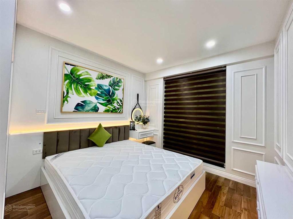 Chủ nhà cần tiền bán gấp căn hoa hậu eco green 75m2, 2 ngủ 2wc full đồ bao phí sang tên