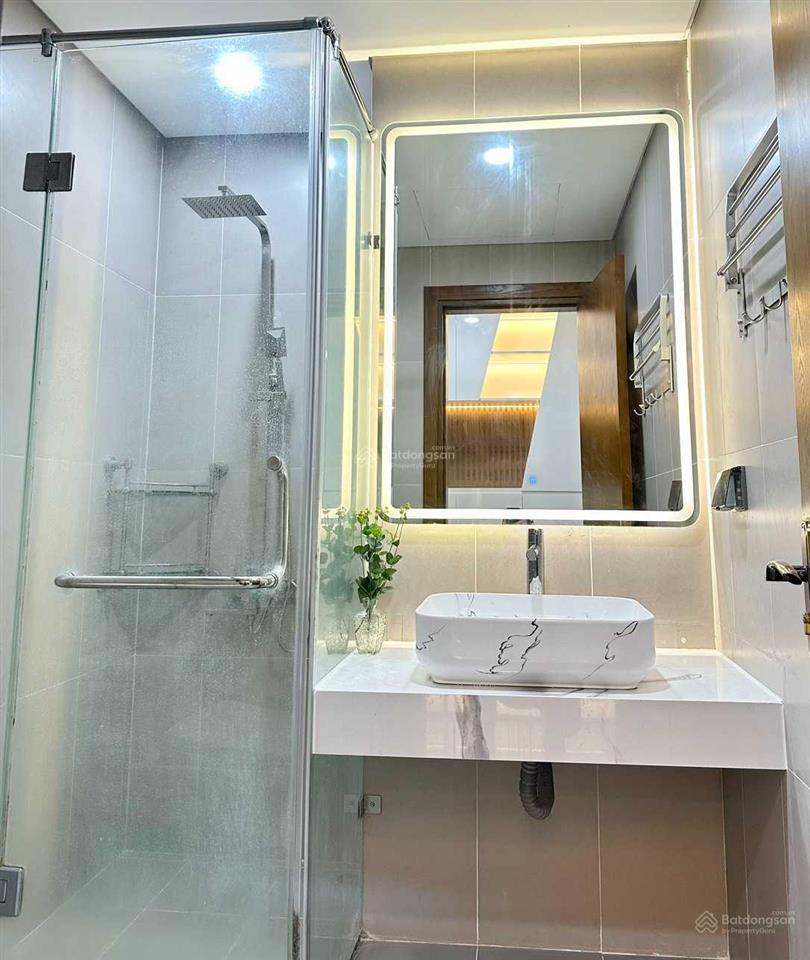 Chủ nhà cần tiền bán gấp căn hoa hậu eco green 75m2, 2 ngủ 2wc full đồ bao phí sang tên