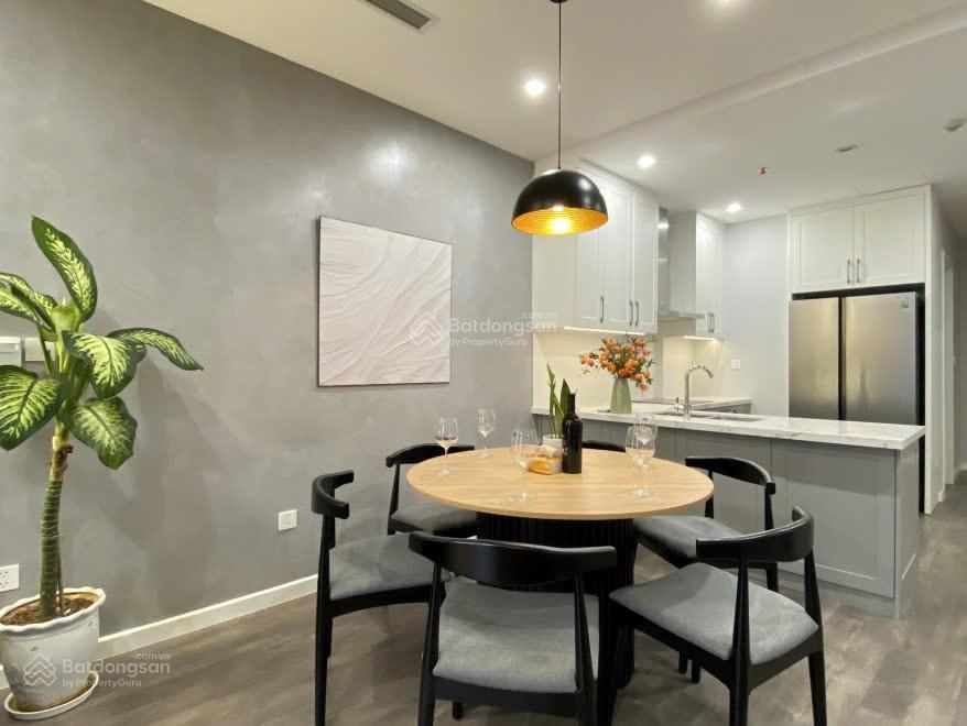 Chủ cần bán căn hoa hậu 2 phòng ngủ 2wc ct1 vinaconex 3 trung văn tầng trung view hồ siêu đẹp