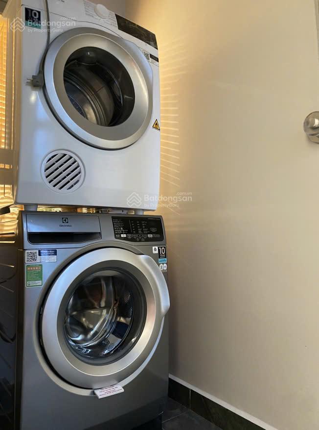 Chủ cần bán căn hoa hậu 2 phòng ngủ 2wc ct1 vinaconex 3 trung văn tầng trung view hồ siêu đẹp