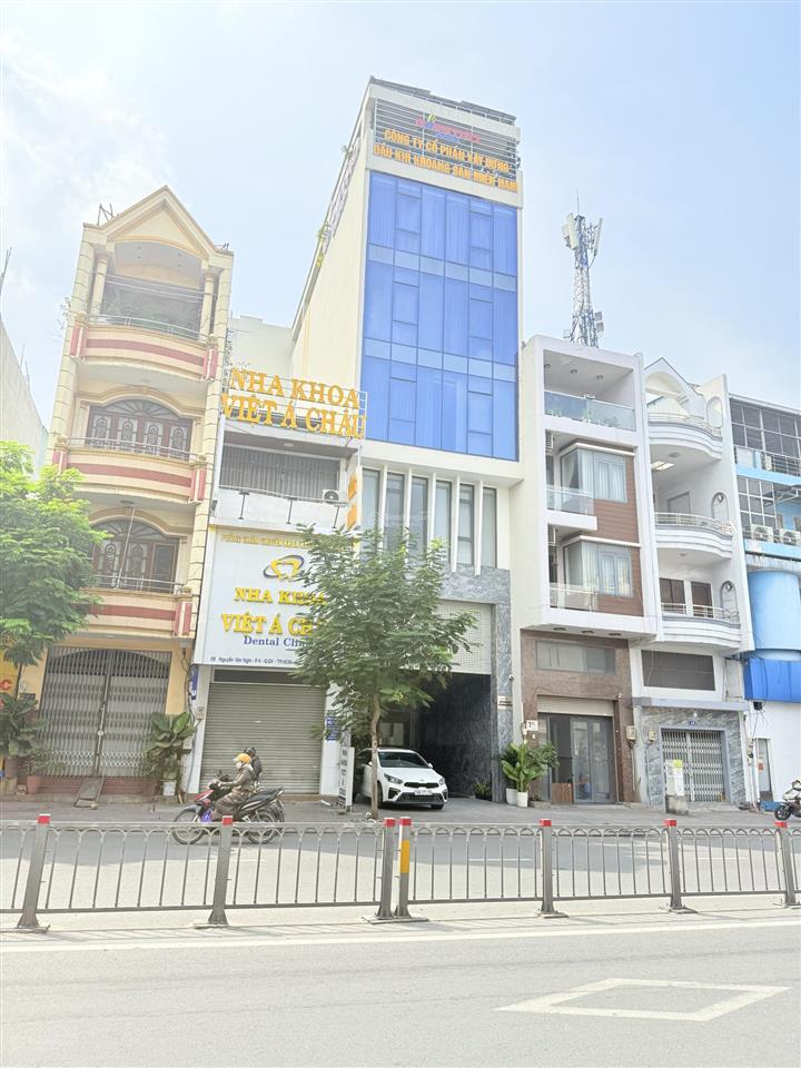 Trụ sở công ty mặt tiền nguyễn văn nghi, gần chợ gò vấp, đh công nghiệp  7t, dts 1039m2, 1 đời chủ