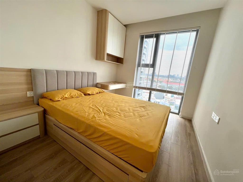 Cho thuê căn hộ chung cư 2pn 2wc urban green giáp bình thạnh đối diện vạn phúc city