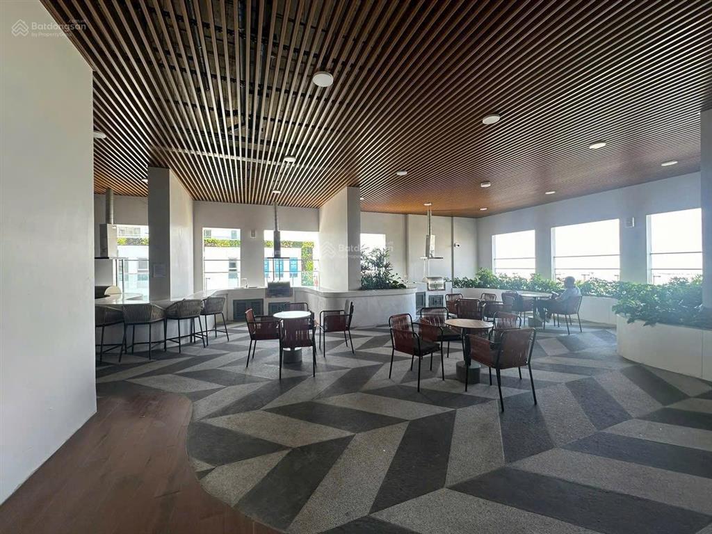 Cho thuê căn hộ chung cư 2pn 2wc urban green giáp bình thạnh đối diện vạn phúc city