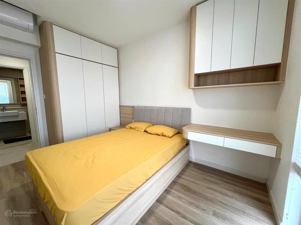 Cho thuê căn hộ chung cư 2pn 2wc urban green giáp bình thạnh đối diện vạn phúc city