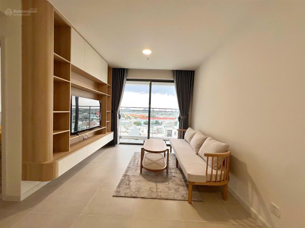 Cho thuê căn hộ chung cư 2pn 2wc urban green giáp bình thạnh đối diện vạn phúc city