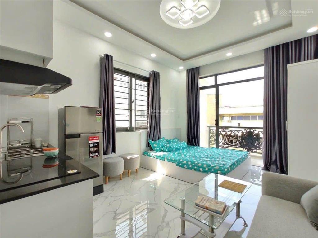 Cho thuê căn hộ studio 38m2, bancong đầy đủ nội thất gần cầu ông lãnh quận 4