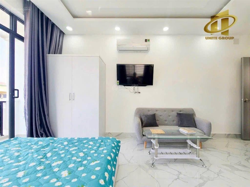 Cho thuê căn hộ studio 38m2, bancong đầy đủ nội thất gần cầu ông lãnh quận 4