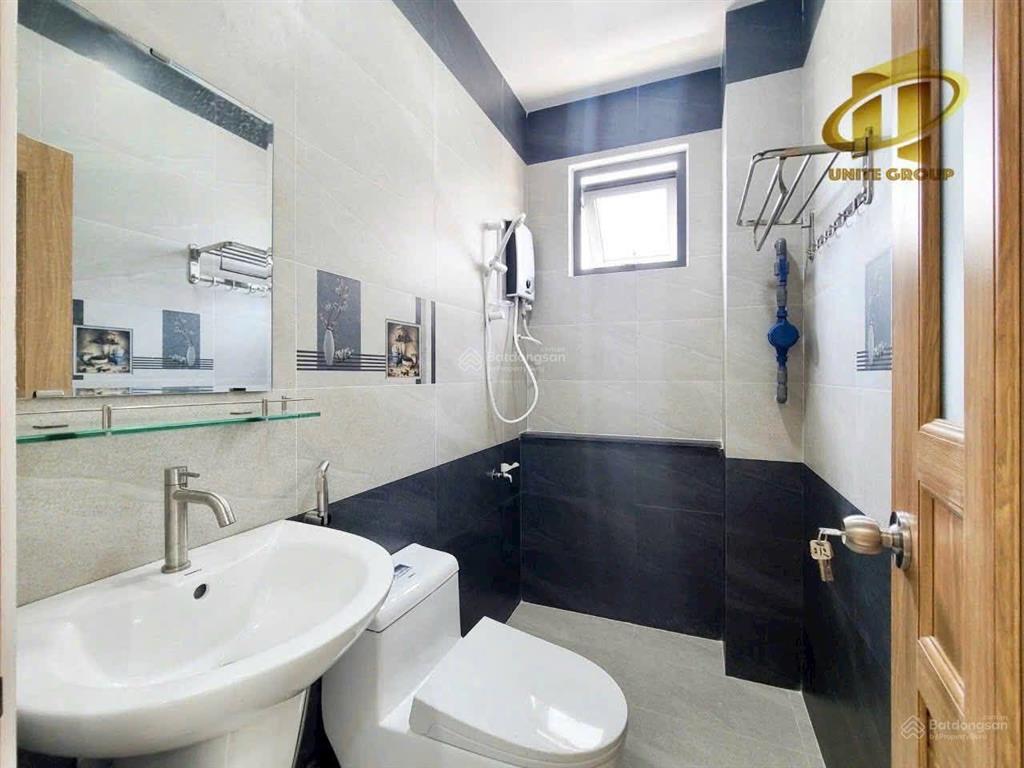 Cho thuê căn hộ studio 38m2, bancong đầy đủ nội thất gần cầu ông lãnh quận 4