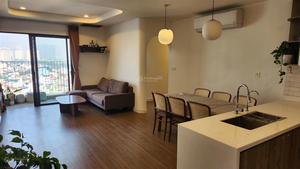 Anh chị em bán căn 84m2 toà kosmo tây hồ siêu đẹp ạ