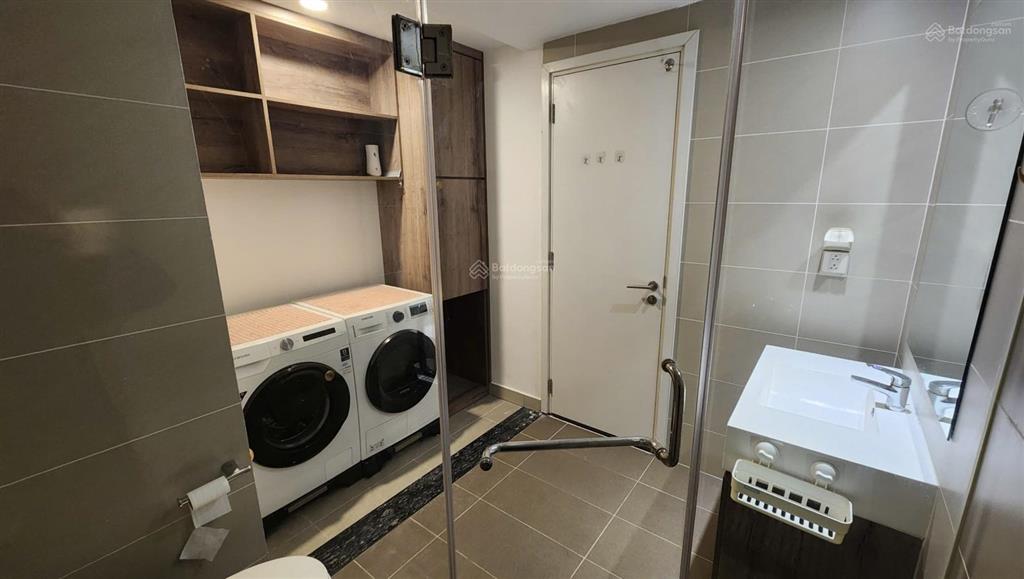 Anh chị em bán căn 84m2 toà kosmo tây hồ siêu đẹp ạ