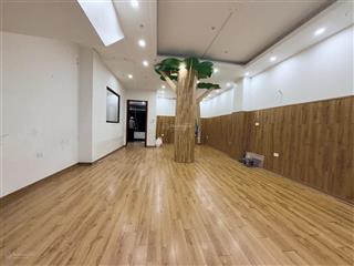 Cho thuê nhà hồ tùng mậu, ngay goldmark, 120m2, 4 tầng, mt 8m, vp, kd, mầm non, 49tr