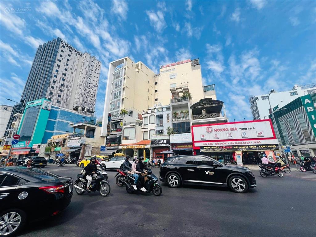 Giảm 30 tỷ mặt tiền phan đăng lưu xây cao 12 tầng 636m2 chỉ 135 tỷ tiện xây toà văn phòng đại diện