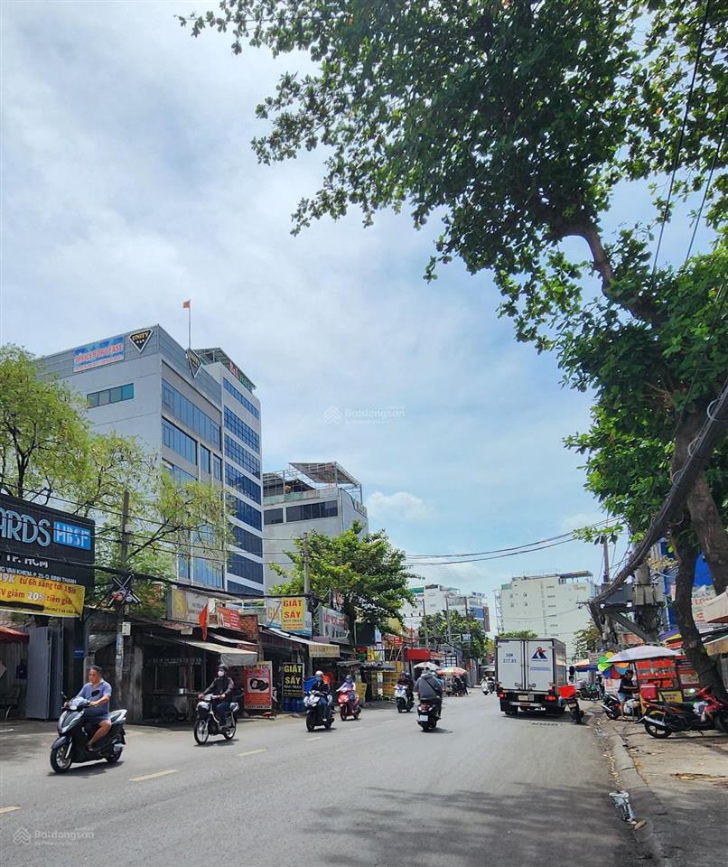 Bán tòa nhà 1300m2 sàn giá 58tỷ hầm 7 tầng đang cho thuê 200tr/th mặt tiền ung văn khiêm bình thạnh