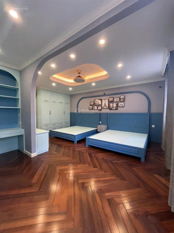 Bán trong tháng giảm 55tỷ về 50tỷ biệt thự ngang 9m 2 mặt tiền khu compound vip kế sân bay tân bình