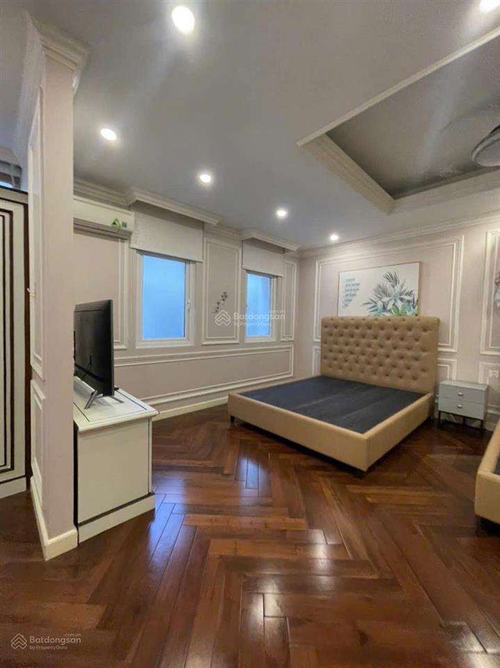 Bán trong tháng giảm 55tỷ về 50tỷ biệt thự ngang 9m 2 mặt tiền khu compound vip kế sân bay tân bình