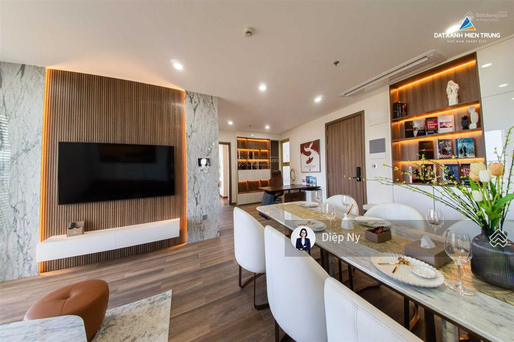 Chính chủ bán căn 2pn tầng 19 view biển mỹ khê đà nẵng, trọn đời, sổ đỏ lâu dài, giá rẻ 68 tr/m2