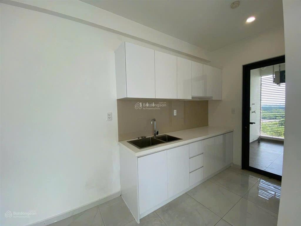 (rất hot lúc này) cần tiền bán gấp căn góc 2pn trục hoa hậu view sông d'lusso giá tốt