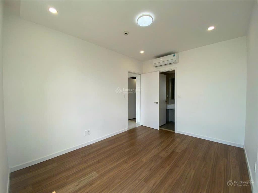 (rất hot lúc này) cần tiền bán gấp căn góc 2pn trục hoa hậu view sông d'lusso giá tốt