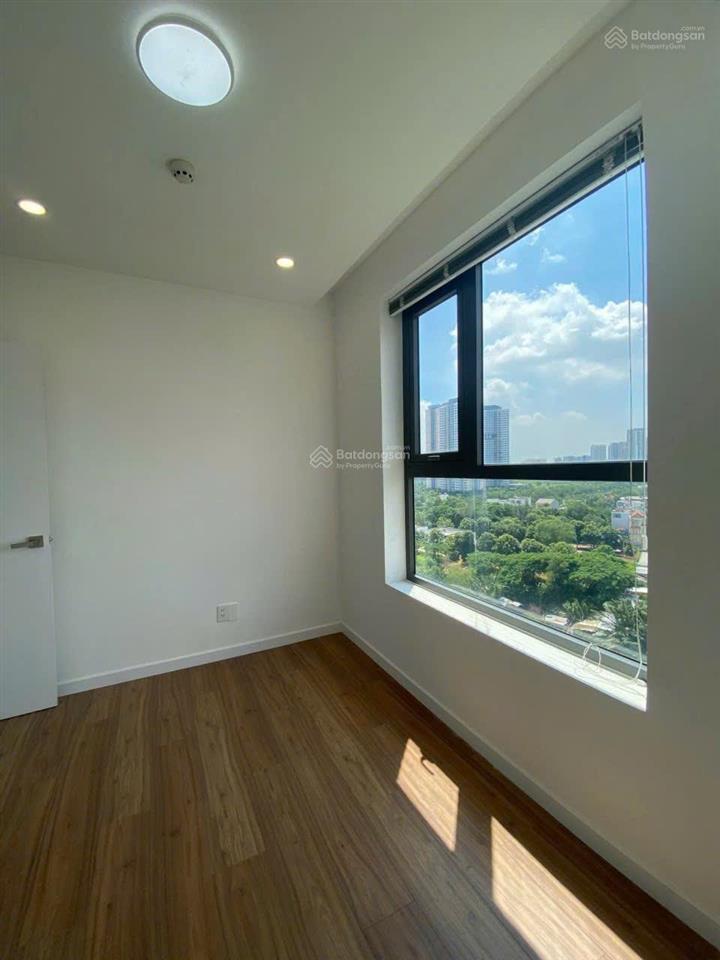 (rất hot lúc này) cần tiền bán gấp căn góc 2pn trục hoa hậu view sông d'lusso giá tốt