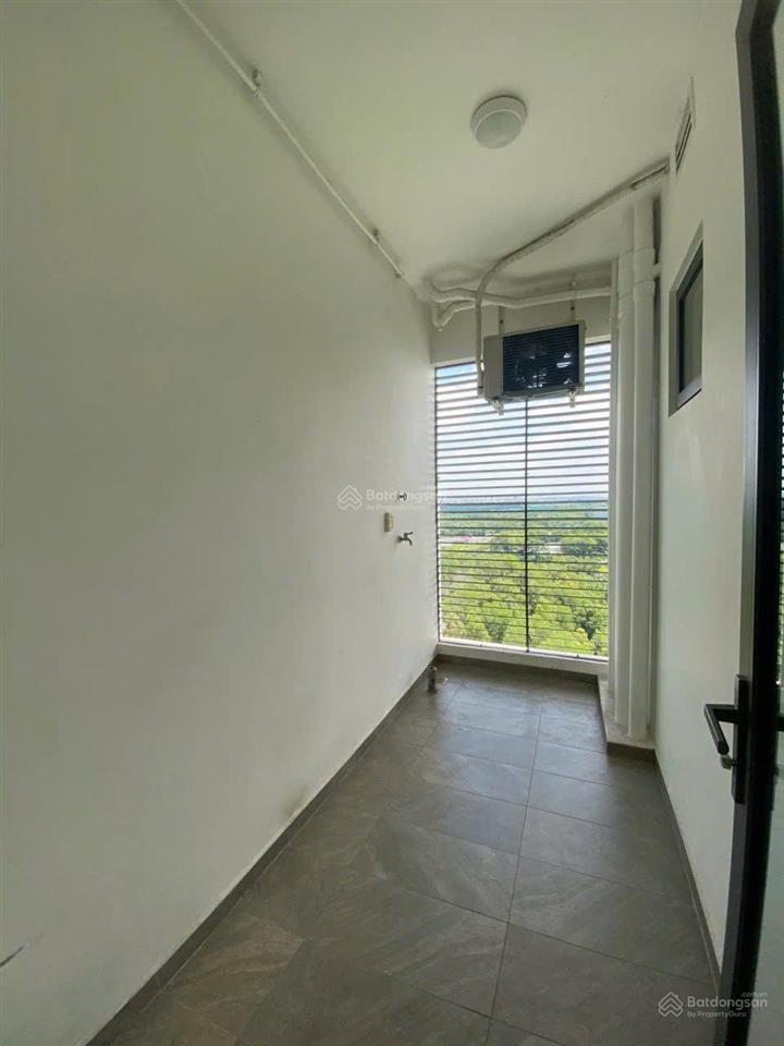 (rất hot lúc này) cần tiền bán gấp căn góc 2pn trục hoa hậu view sông d'lusso giá tốt