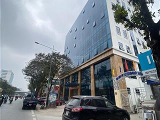 Cho thuê tòa nhà tại mặt phố quang trung.dt  220 m * 8 tầng + 1 hầm,mt  10 m.thông sàn, thang máy
