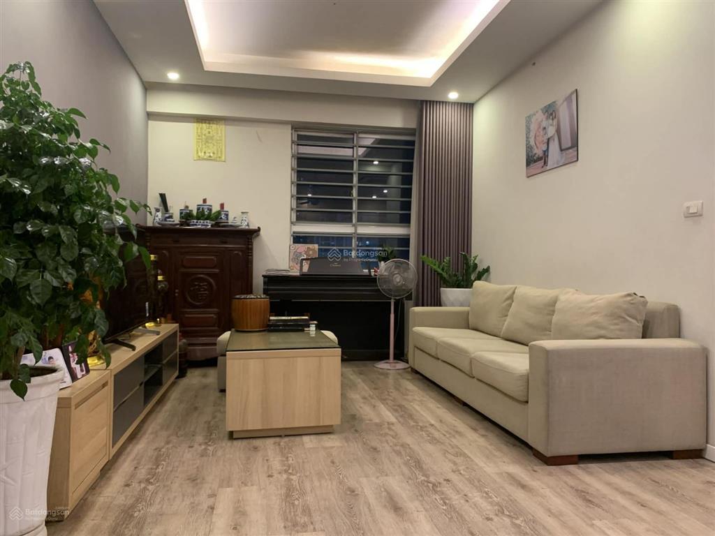 *hồng hà ct4  thanh trì* *căn góc 2 ngủ  70m*
 giá hơn *4 tỷ*