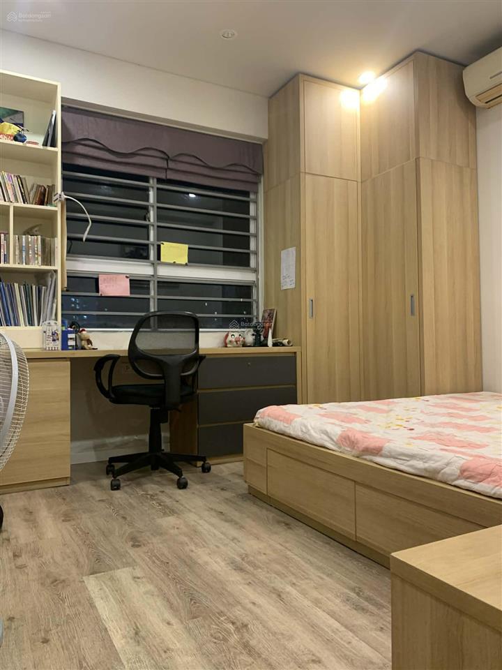 *hồng hà ct4  thanh trì* *căn góc 2 ngủ  70m*
 giá hơn *4 tỷ*