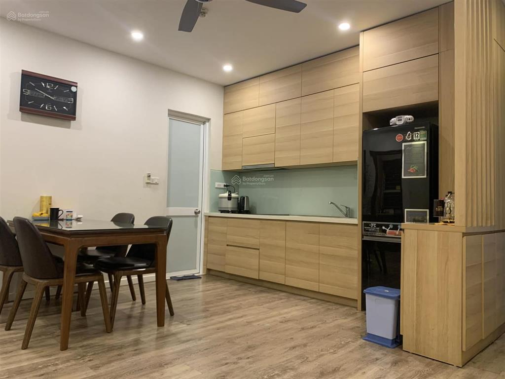 *hồng hà ct4  thanh trì* *căn góc 2 ngủ  70m*
 giá hơn *4 tỷ*