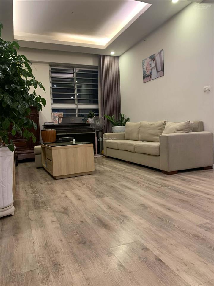 *hồng hà ct4  thanh trì* *căn góc 2 ngủ  70m*
 giá hơn *4 tỷ*