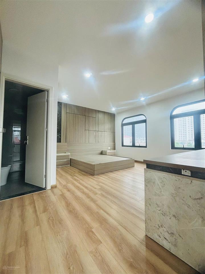 Cho thuê nhà mặt phố nguyễn văn trỗi, thanh xuân, lô góc dt 90m2 7 tầng giá 50 triệu.  0968 120 ***