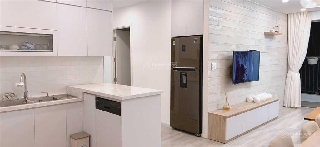 Cho thuê căn hộ thế kỷ 21, dt 70m2. giá 11tr/th.  0773 991 *** quân