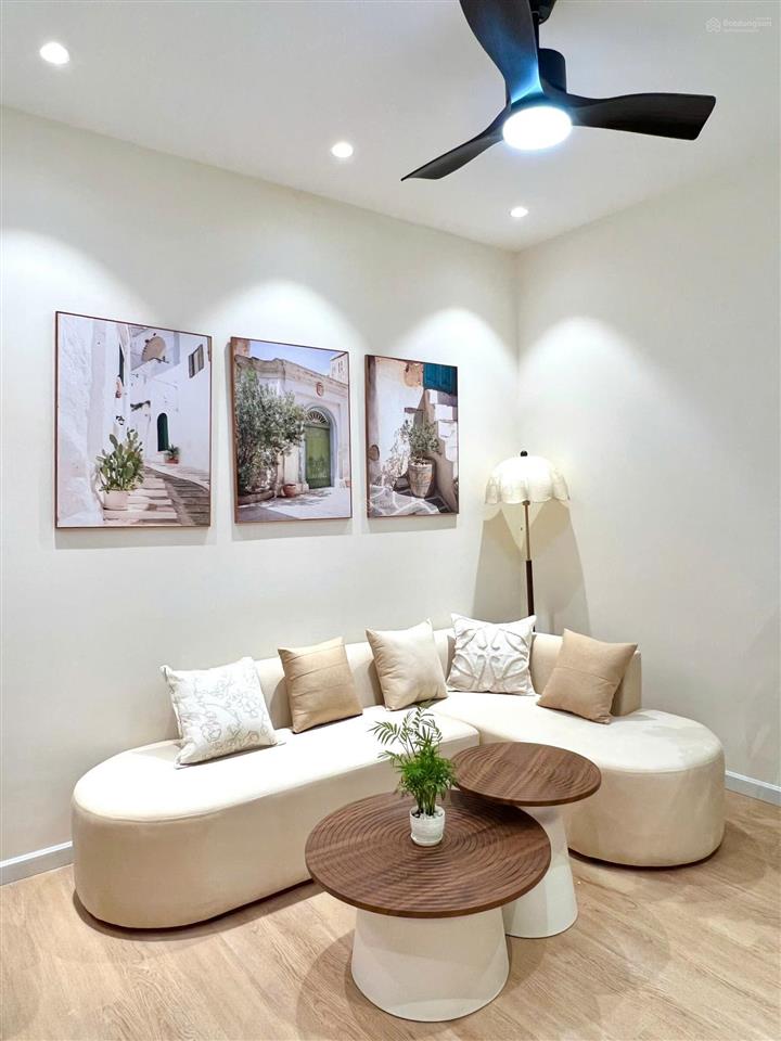 Anh duy chính chủ bán căn 2716 (tầng 27 căn 16)  toà oc1a giá 3 tỷ 150 triệu