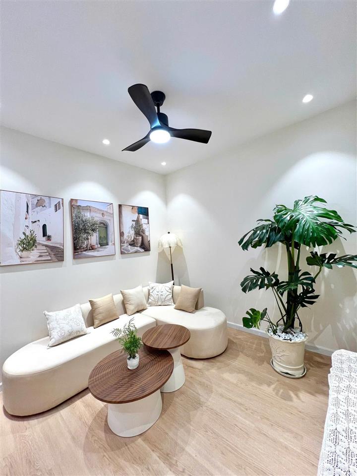 Anh duy chính chủ bán căn 2716 (tầng 27 căn 16)  toà oc1a giá 3 tỷ 150 triệu