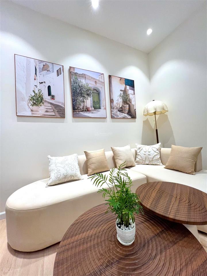 Anh duy chính chủ bán căn 2716 (tầng 27 căn 16)  toà oc1a giá 3 tỷ 150 triệu