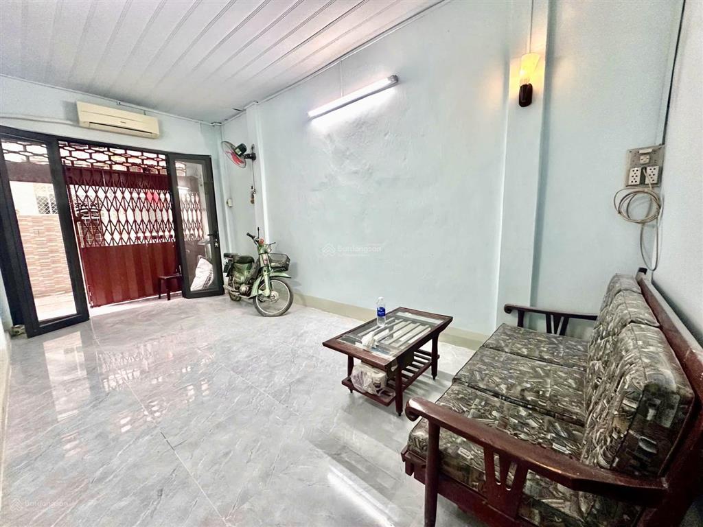 Chính chủ  cho thuê nhà riêng vintage mặt tiền nguyễn lâm, q. bình thạnh