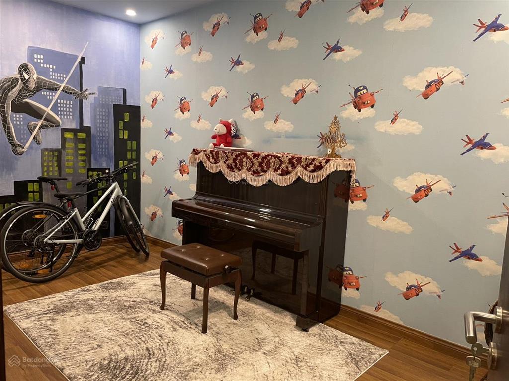 Bán căn hộ ruby, 4,3 tỷ, 2pn  2wc, 70m2, view hồ sinh thái