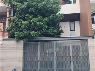 Bán nhà đẹp mặt tiền đường lê quý đôn  p. nha trang  giá 36 tỷ