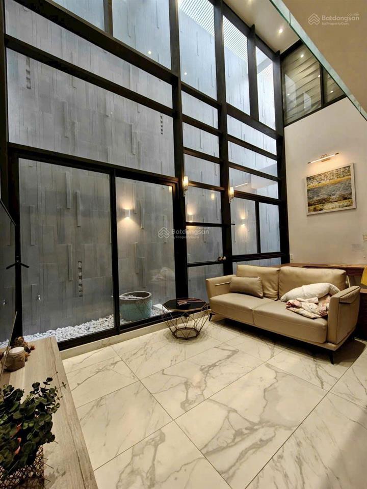 Bán nhà đẹp mặt tiền đường lê quý đôn  p. nha trang  giá 36 tỷ