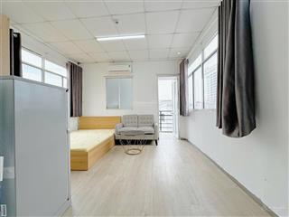 Hình thật  giá thật căn 1pn + ban công giặt riêng ngay cao ốc screc q3