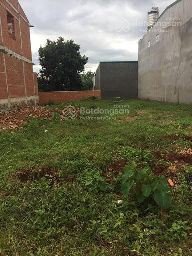 Chủ ngộp,cần ra gấp nền đất 10x45 mặt tiền bê tông thuộc ấp 5 đức hòa đông, giá 2ty7,công chứng sớm