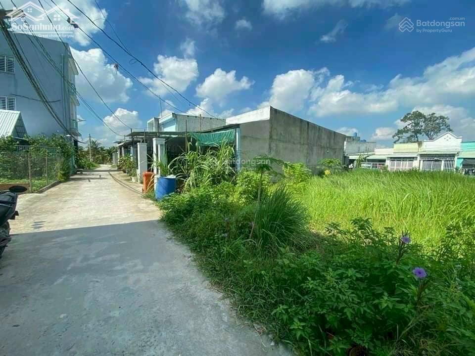 Đất mặt tiền đường bê tông 3m, 4x30 ( 120m2), giá 980 triệu, shr, ngay chợ chiều, đức hòa đông