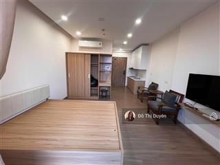 Bán căn hộ studio ~30m2 sử dụng , chung cư sky oasis ecopark  giá 2 tỷ 450 bao sổ, có cho vay