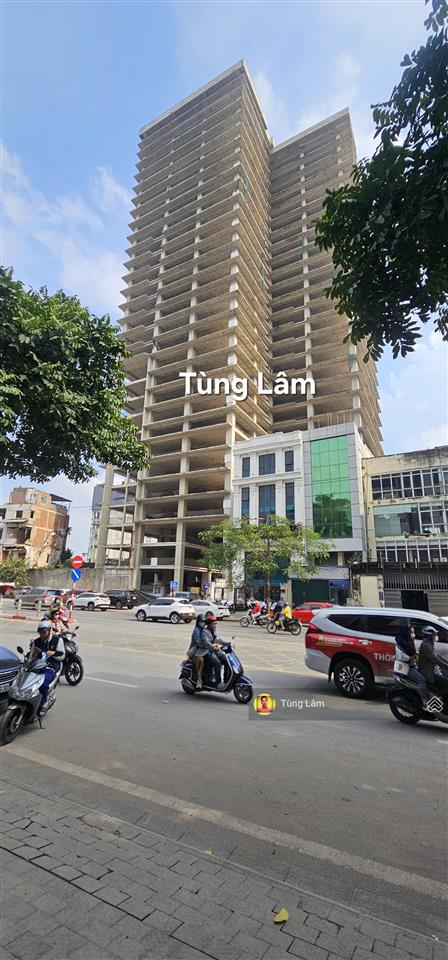 Tháp tài chính số 1 láng hạ  vành đai 1 mở đường. dt 3700m2 x35t (4 hầm)  đủ gpxd + hoàn công