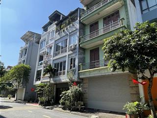 Đất phân lô giang biên  83m2  mt5m  đường 9m  nhanh 14.1 tỷ