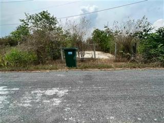 Dt7x23 thổ cư)giá 1ty350 bớt lộc lá mặt tiền đường nhựa,,khu dân cư đông đúc. hà thảo0909 362 ***